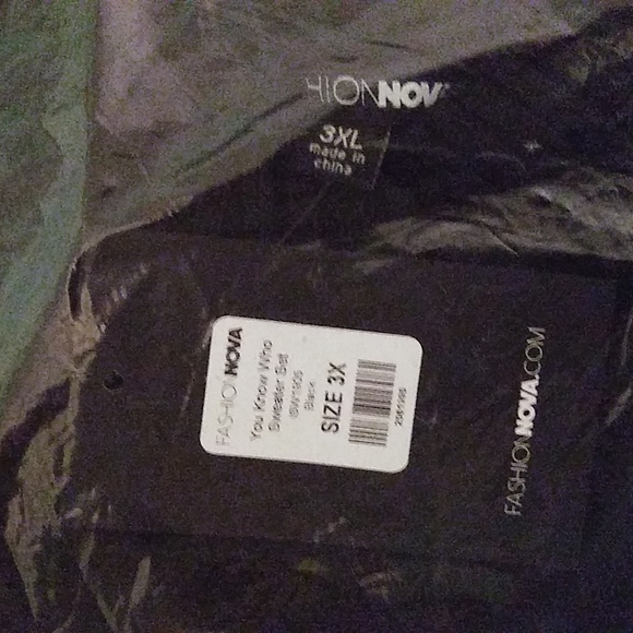 Fashion Nova You Know Who Sweater Set - Picture 2 of 16